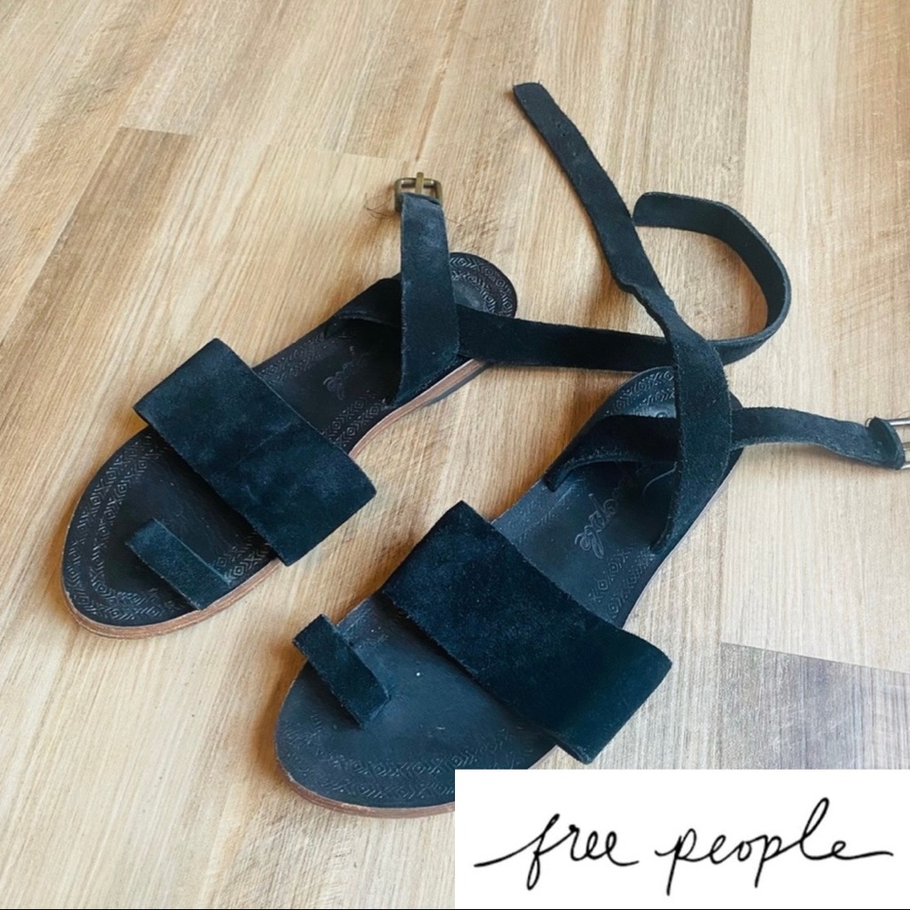 🤩🤩 FREE PEOPLE SANDALS